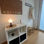 Appartement Airbn'bd - Spacious And Cozy Studio, Very And Easy Access