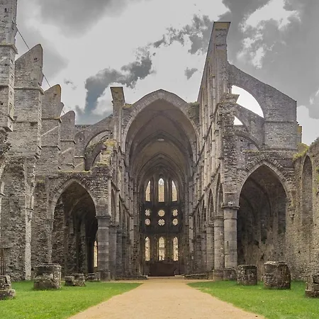 Airbn'bd - Spacious And Cozy With Swimming Pool * Mont-Saint-Guibert