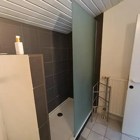 Airbn'bd - Spacious And Cozy With Swimming Pool *