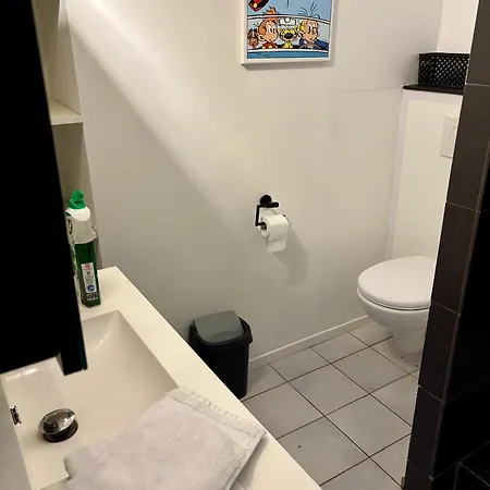 Airbn'bd - Spacious And Cozy Studio, Very And Easy Access