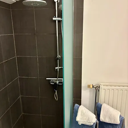 Διαμέρισμα Airbn'bd - Spacious And Cozy Studio, Very And Easy Access *