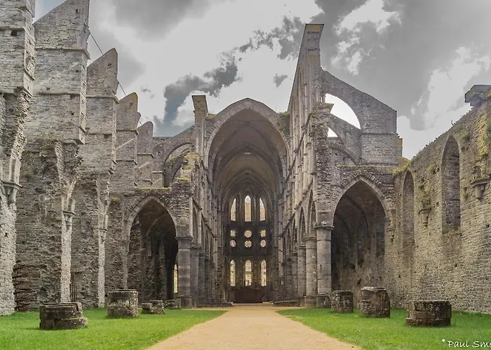 Airbn'bd - Spacious And Cozy With Swimming Pool * Mont-Saint-Guibert